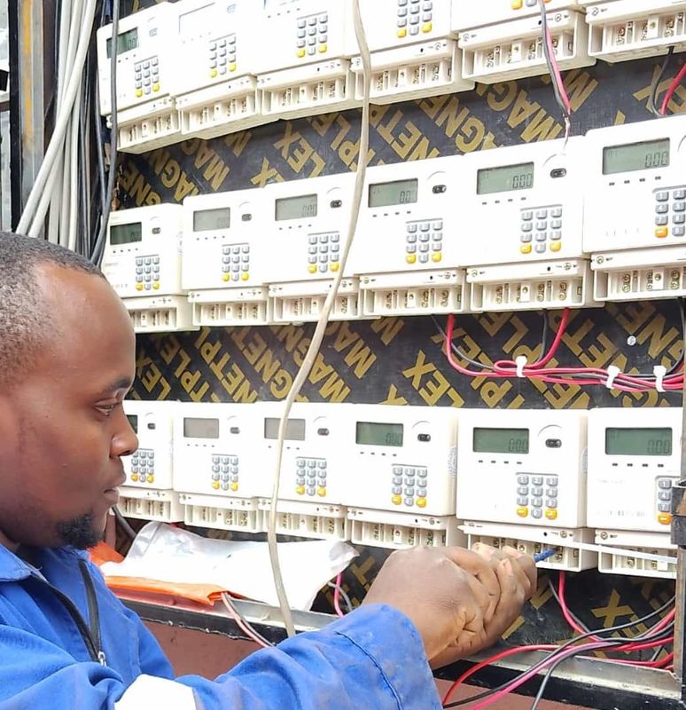 50 Hz-Frequenz-Elektrometertestgeräte mit STS-Standardprotokoll für dauerhafte und langlebige Prüfungen