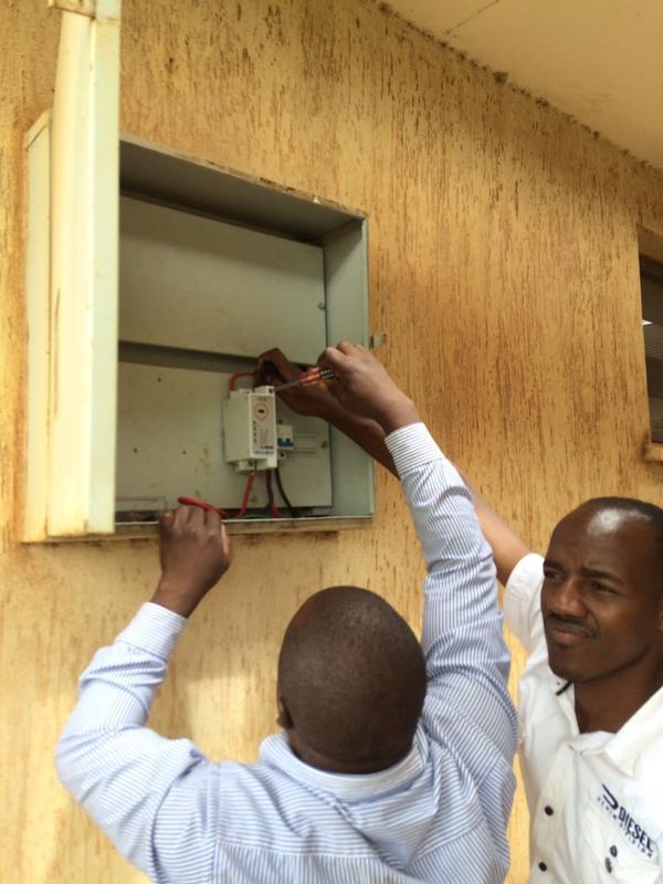 50 Hz-Frequenz-Elektrometertestgeräte mit STS-Standardprotokoll für dauerhafte und langlebige Prüfungen